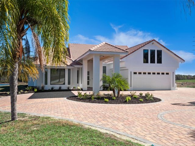 17850 CORALWOOD LANE, Groveland, FL 34736