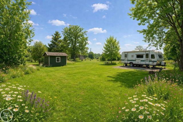 10151 Canada Road, Birch Run, MI 48415
