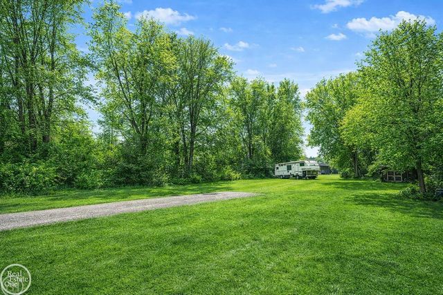 10151 Canada Road, Birch Run, MI 48415