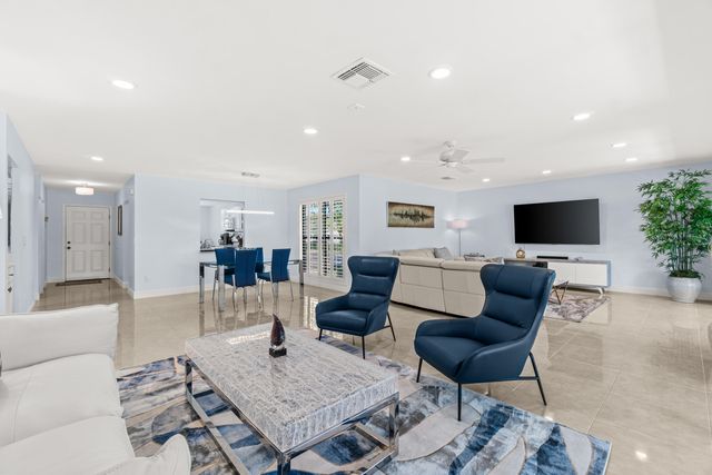 5 Westgate Lane B, Boynton Beach, FL 33436