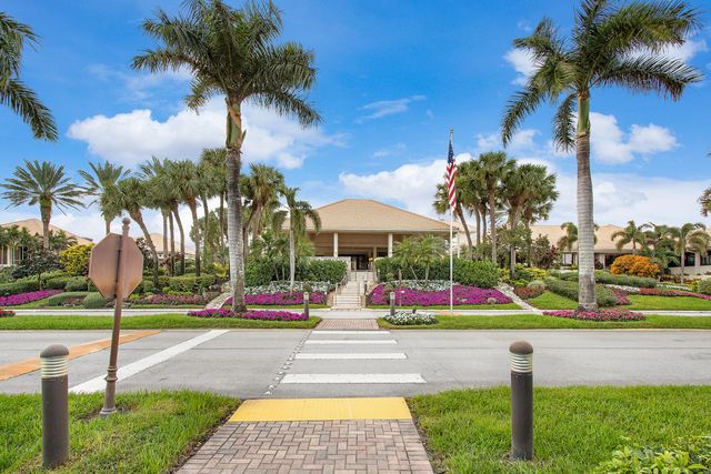 5 Westgate Lane B, Boynton Beach, FL 33436