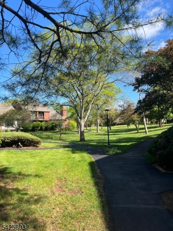 510 Auten Rd 1A 1A, Hillsborough Twp., NJ 08844 — photo 2