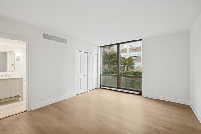 1420 Sheridan Road 3i, Wilmette, IL 60091