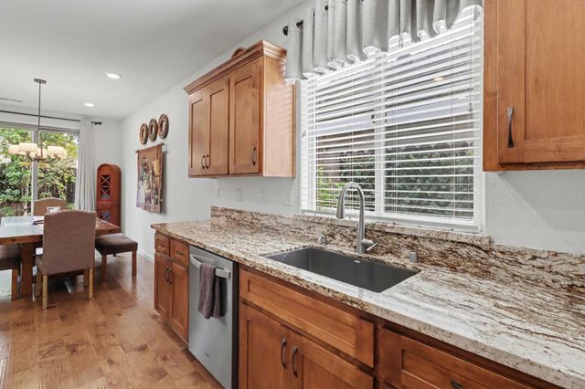 3146 Golden Trail St, Rocklin, CA 95765