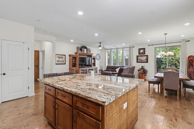 3146 Golden Trail St, Rocklin, CA 95765