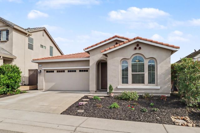 3146 Golden Trail St, Rocklin, CA 95765