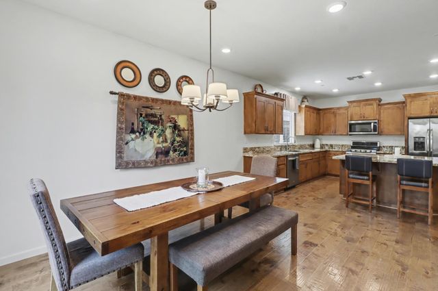 3146 Golden Trail St, Rocklin, CA 95765