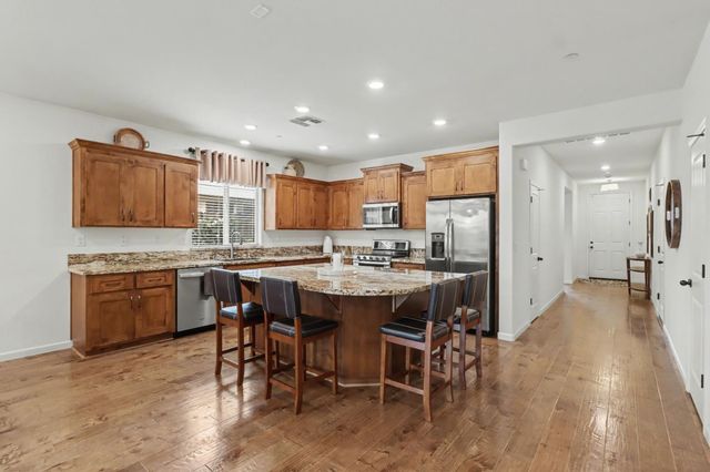 3146 Golden Trail St, Rocklin, CA 95765