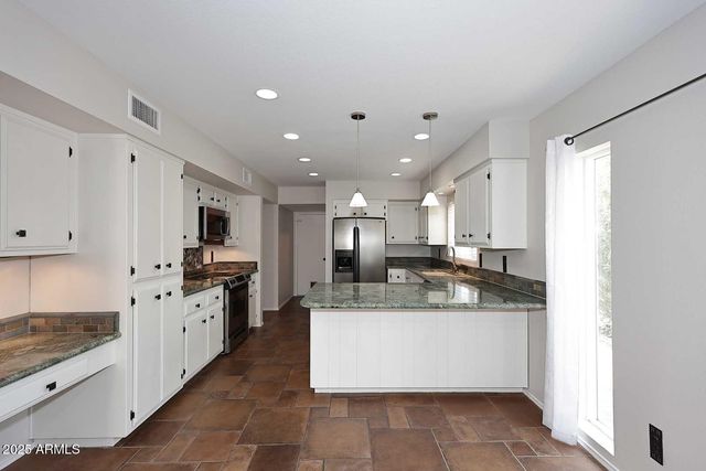 8528 E VIA DE VIVA Street, Scottsdale, AZ 85258