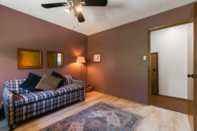 1 ESCENA Drive, Tijeras, NM 87059