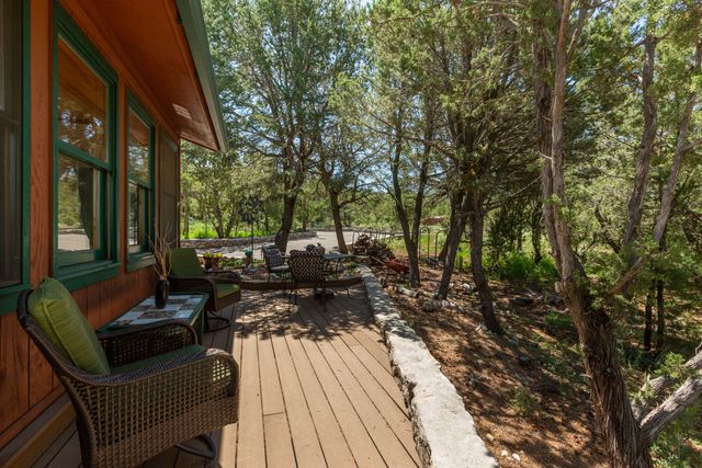 1 ESCENA Drive, Tijeras, NM 87059