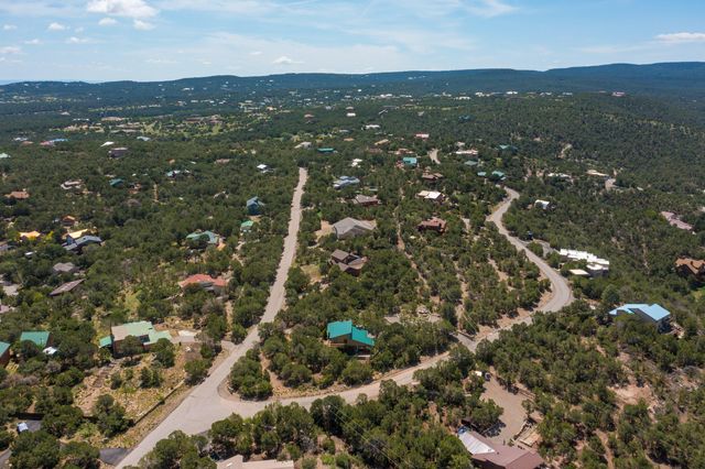 1 ESCENA Drive, Tijeras, NM 87059