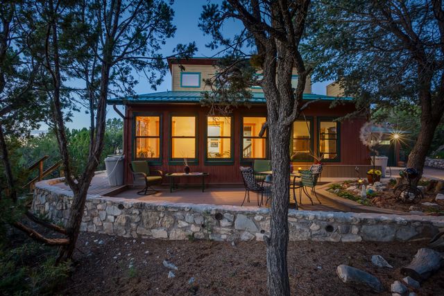 1 ESCENA Drive, Tijeras, NM 87059