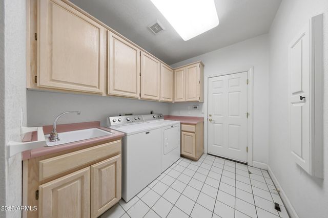 15023 N 15TH Avenue, Phoenix, AZ 85023