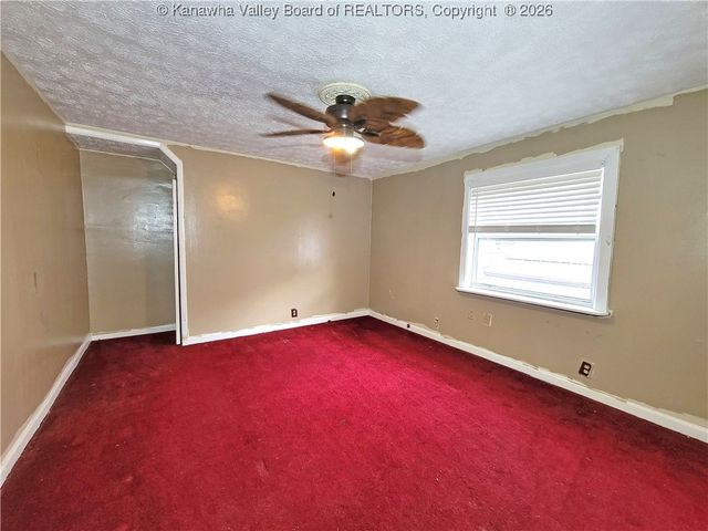 1020 10th Street, Nitro, WV 25143