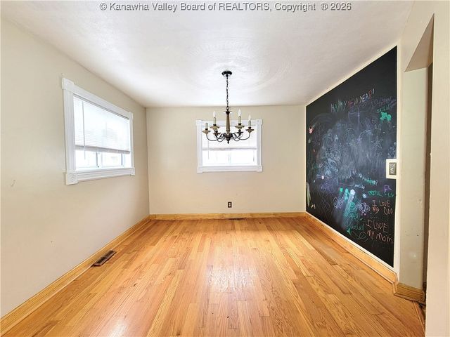 1020 10th Street, Nitro, WV 25143