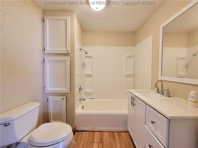 1020 10th Street, Nitro, WV 25143