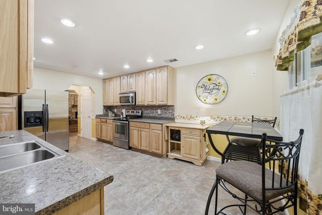 7309 CASTLE RD, Manassas, VA 20109