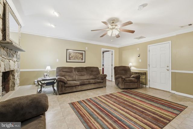 7309 CASTLE RD, Manassas, VA 20109