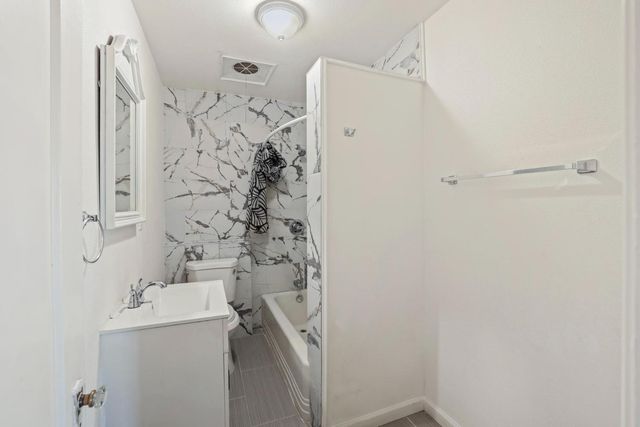 1025-1029 Windeler Ave, Tracy, CA 95376