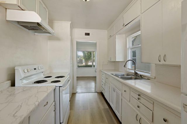1025-1029 Windeler Ave, Tracy, CA 95376