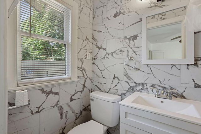 1025-1029 Windeler Ave, Tracy, CA 95376