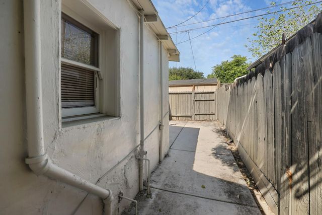 1025-1029 Windeler Ave, Tracy, CA 95376