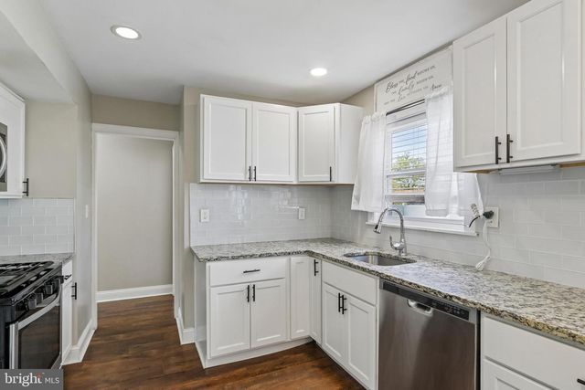166 HAZELWOOD CIR, Willingboro, NJ 08046