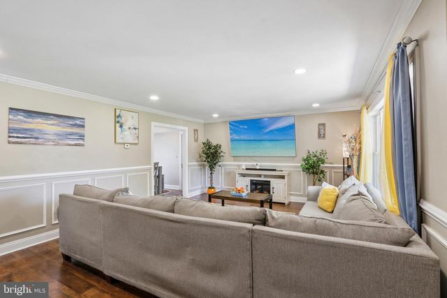 166 HAZELWOOD CIR, Willingboro, NJ 08046
