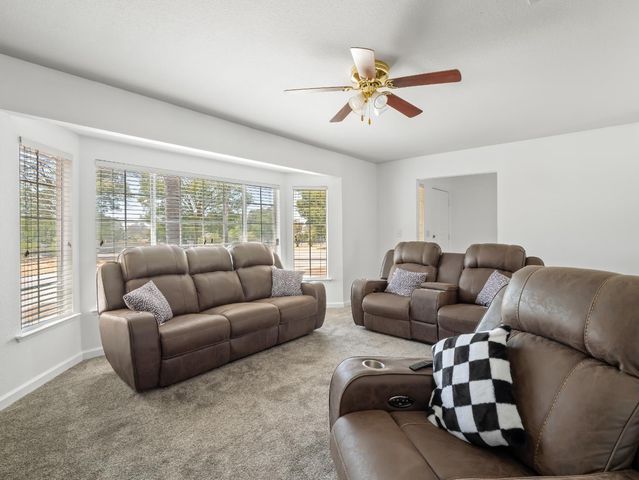 16099 Karen Road, Madera, CA 93636