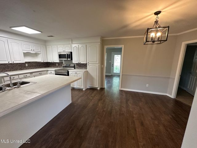 365 Gatewood Drive, Pearl, MS 39208