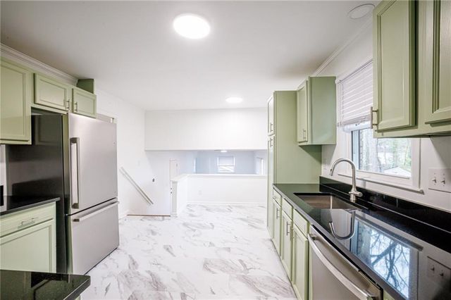 2692 Whites Mill Court, Decatur, GA 30034