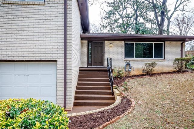 2692 Whites Mill Court, Decatur, GA 30034