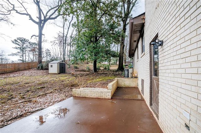 2692 Whites Mill Court, Decatur, GA 30034