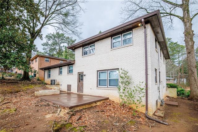 2692 Whites Mill Court, Decatur, GA 30034