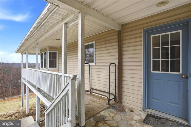 156 RAY RIDGE LN, Harpers Ferry, WV 25425