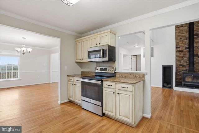 156 RAY RIDGE LN, Harpers Ferry, WV 25425