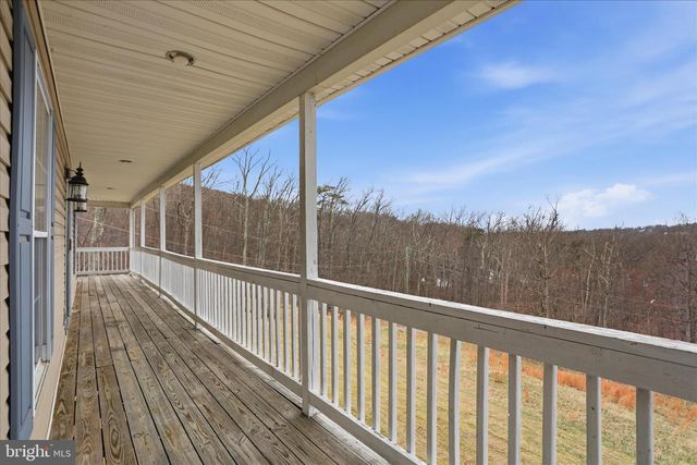 156 RAY RIDGE LN, Harpers Ferry, WV 25425