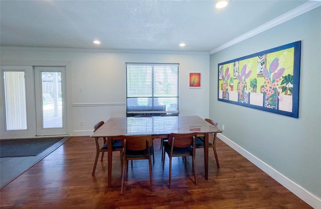 112 Overcrest Drive, Benbrook, TX 76126