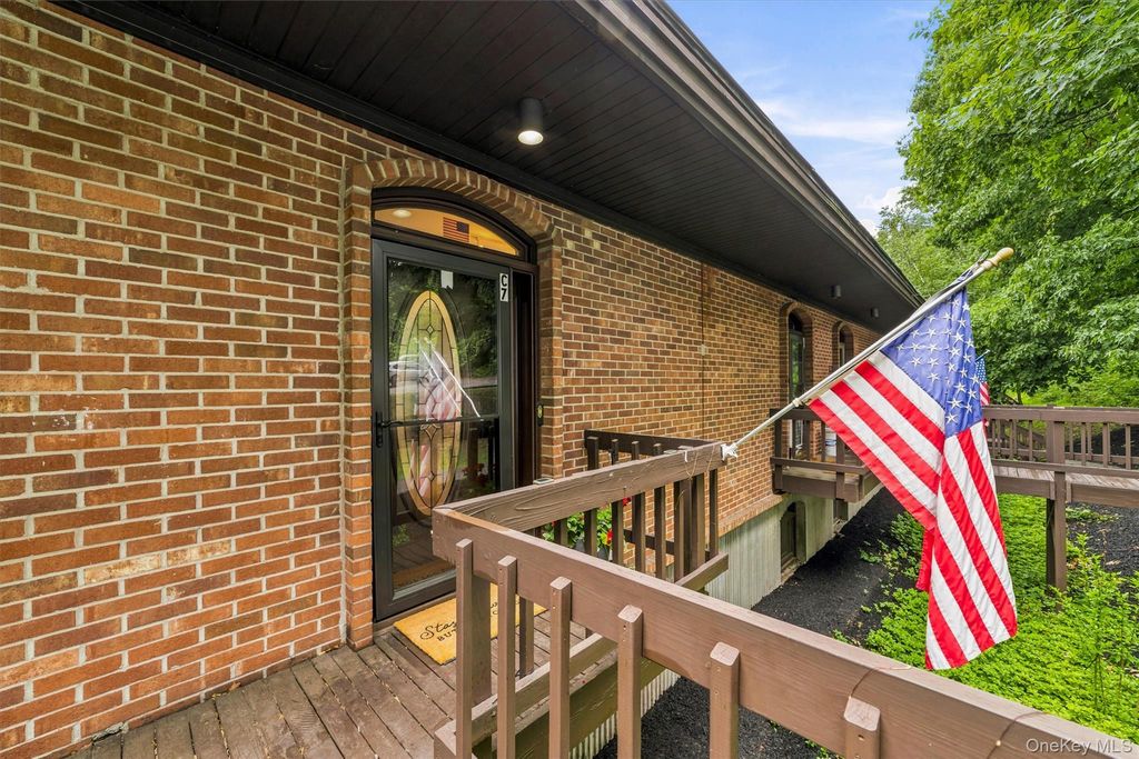 1 Beecher Lane C7, Peekskill, NY 10566 — photo 2