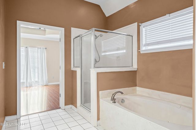 6064 Ivy Trails Drive, Olive Branch, MS 38654