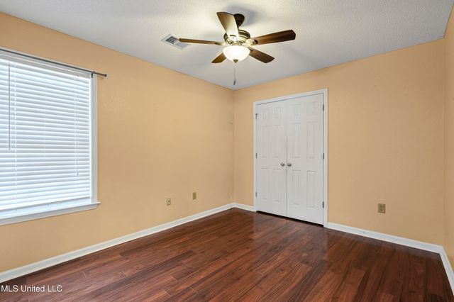 6064 Ivy Trails Drive, Olive Branch, MS 38654