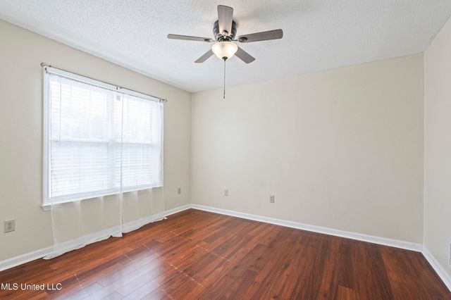 6064 Ivy Trails Drive, Olive Branch, MS 38654