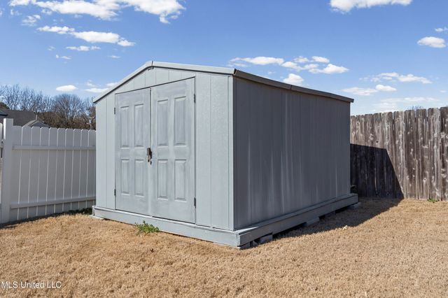 6064 Ivy Trails Drive, Olive Branch, MS 38654