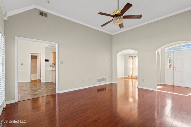 6064 Ivy Trails Drive, Olive Branch, MS 38654