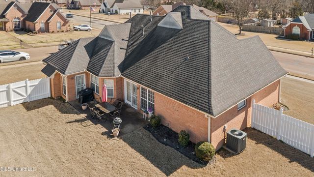 6064 Ivy Trails Drive, Olive Branch, MS 38654