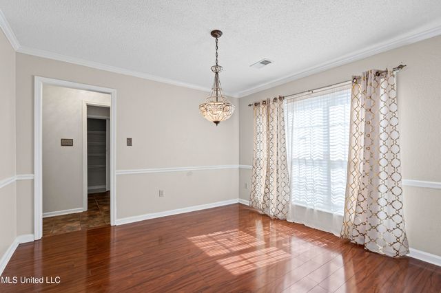 6064 Ivy Trails Drive, Olive Branch, MS 38654