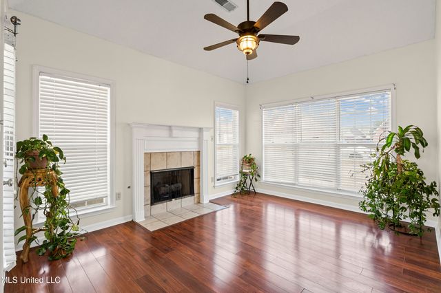 6064 Ivy Trails Drive, Olive Branch, MS 38654