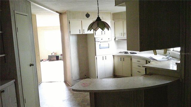 6710 36TH AVENUE E 192, Palmetto, FL 34221