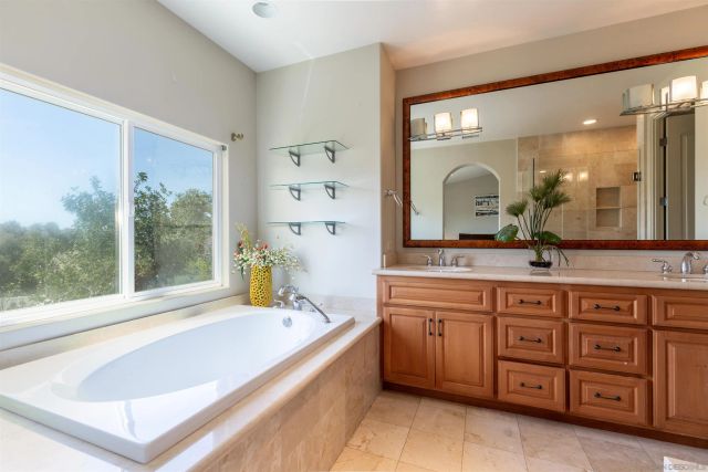 18520 Lancashire Way, San Diego, CA 92128